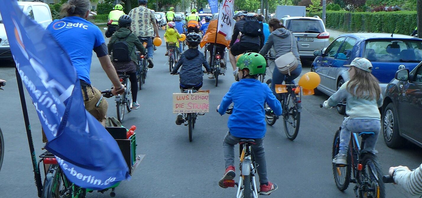 Kidical Mass Berlin Mitte Kidical Mass in Berlin Mitte