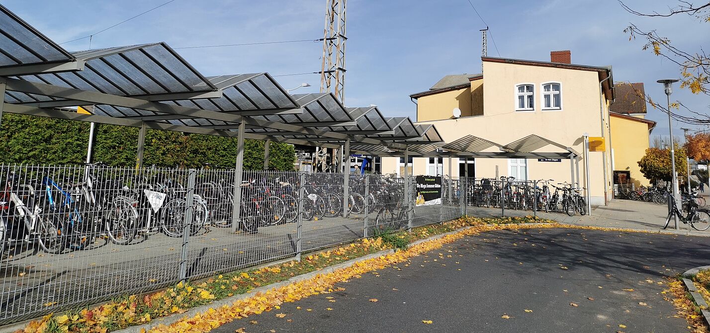 Fahrradparken am Bahnhof Eberswalde Fahrradparken am Bahnhof Eberswalde