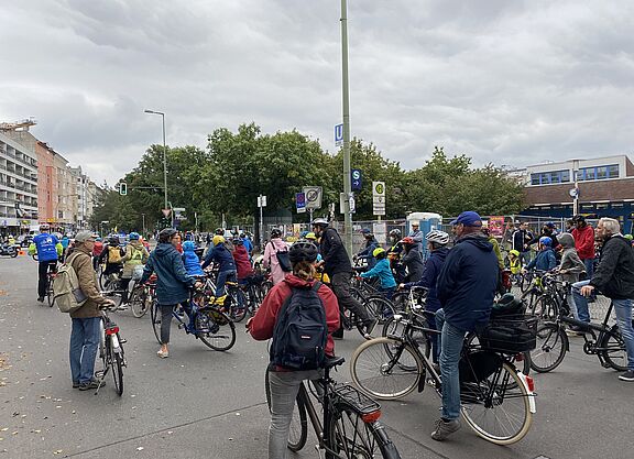 Start der Kidical Mass am Stuttgarter Platz