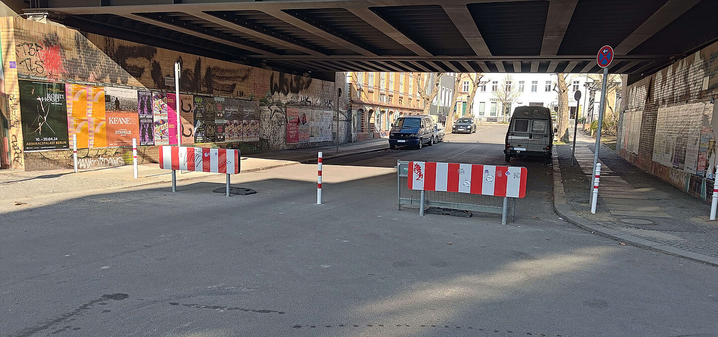 Der Poller in der Stadthausstraße Der Poller in der Stadthausstraße