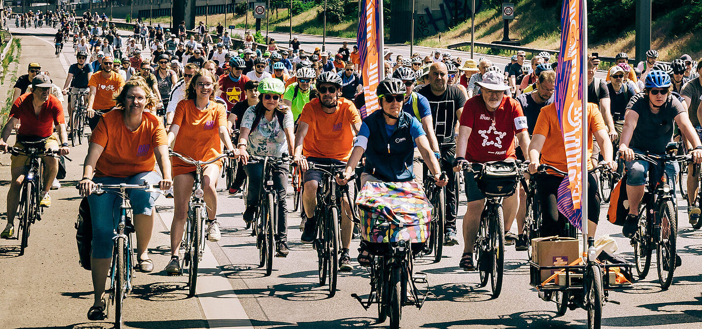 ADFC Sternfahrt ADFC-Sternfahrt: Das Fahrradhighlight des Jahres führt auch über die Autobahn
