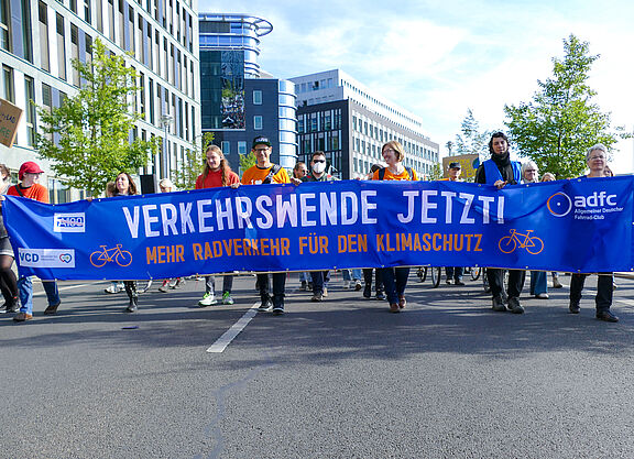 Klimastreik September 2022 Unser Verkehrswende Banner beim Klimastreik im September 2022