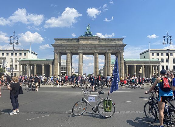 Sternfahrt ("Star Ride") 2021 at Brandenburg Gate Sternfahrt ("Star Ride") 2021 at Brandenburg Gate